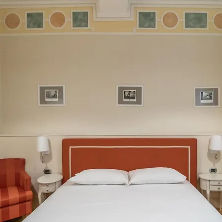 Casa Isolani Luxury Rooms Piazza Maggiore 1 Bologna Exterior photo