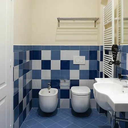 Casa Isolani Luxury Rooms Piazza Maggiore 1 Bologna Exterior photo