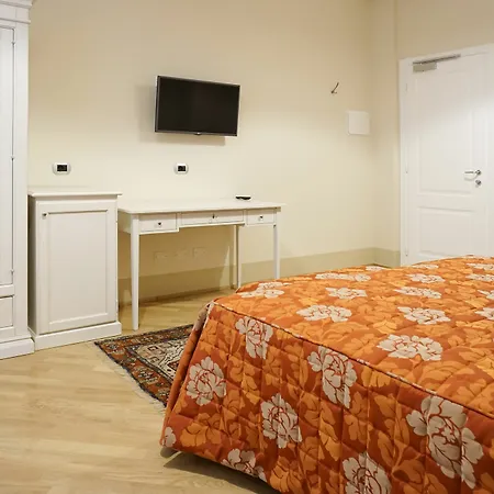 Casa Isolani Luxury Rooms Piazza Maggiore 1 Bologna Exterior photo