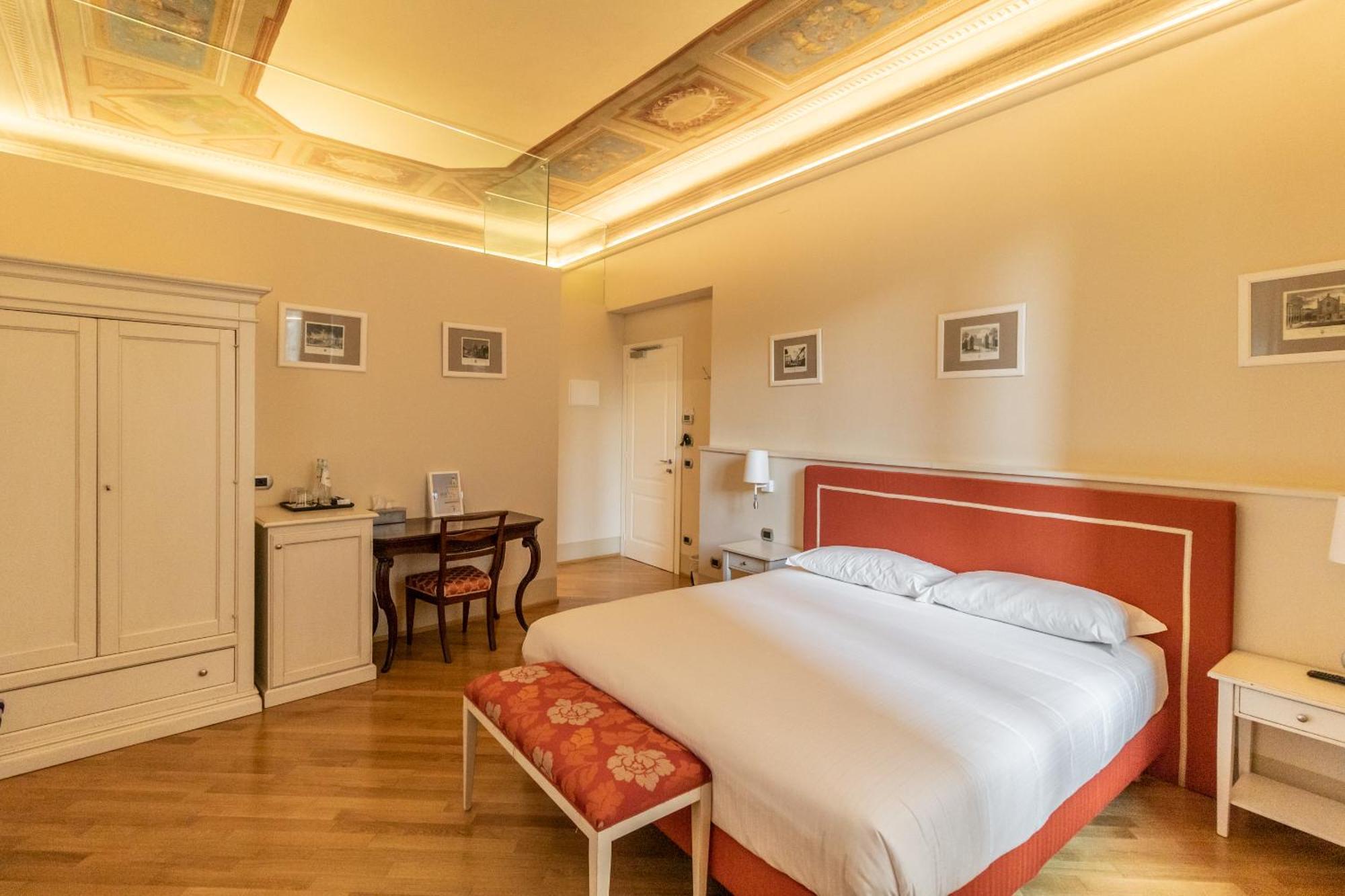 Pensión Casa Isolani Luxury Piazza Maggiore 1 2*