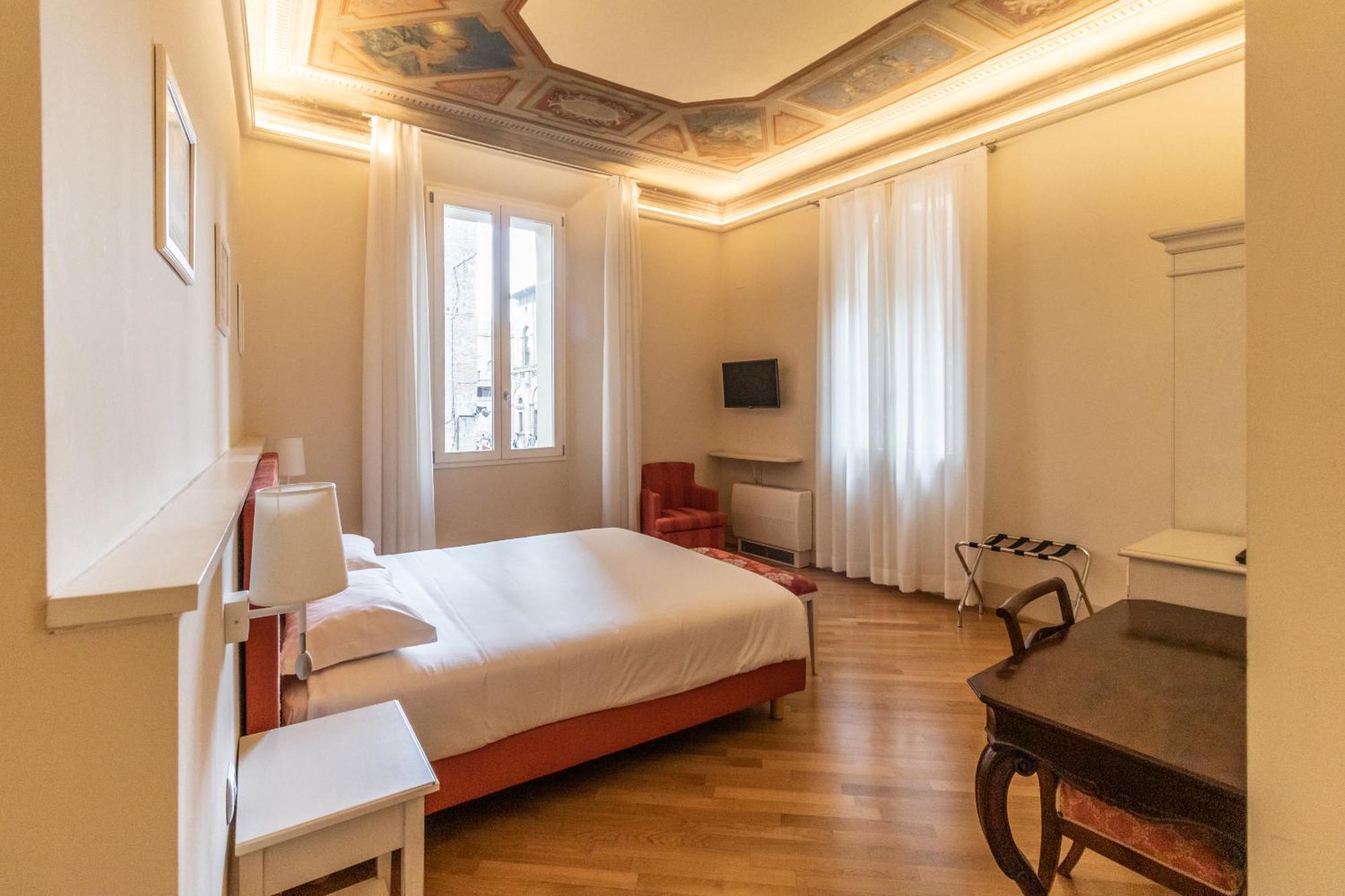Casa Isolani Luxury Piazza Maggiore 1